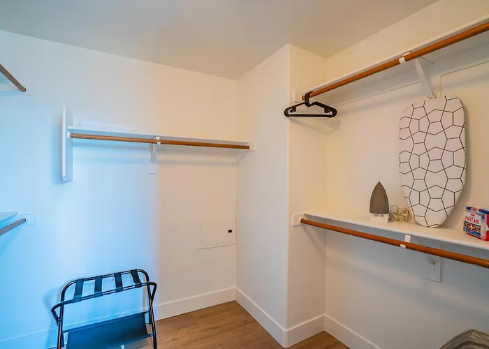 Modern 1bd Walk To Westgate Pool Gym Wd * Glendale