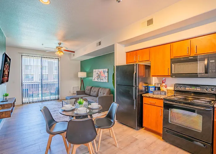 Modern 1bd Walk To Westgate Pool Gym Wd