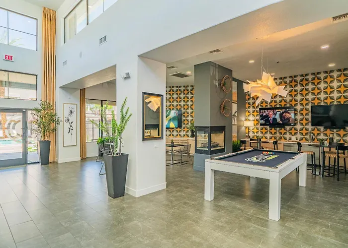 Apartment Modern 1bd Walk To Westgate Pool Gym Wd